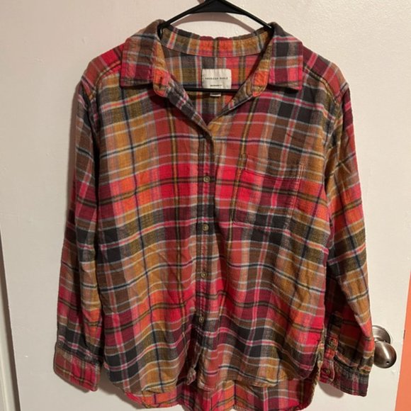 Ladies American Eagle Pink Flannel Button Down Shirt size XS - Picture 1 of 5
